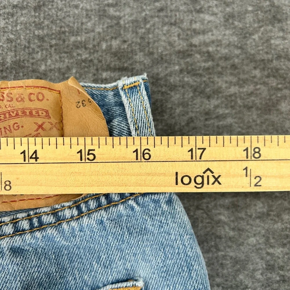 VTG Levis 501XX Mens Straight Leg Button Fly Jeans 35x32 Fits 33x30 Y2K 2002